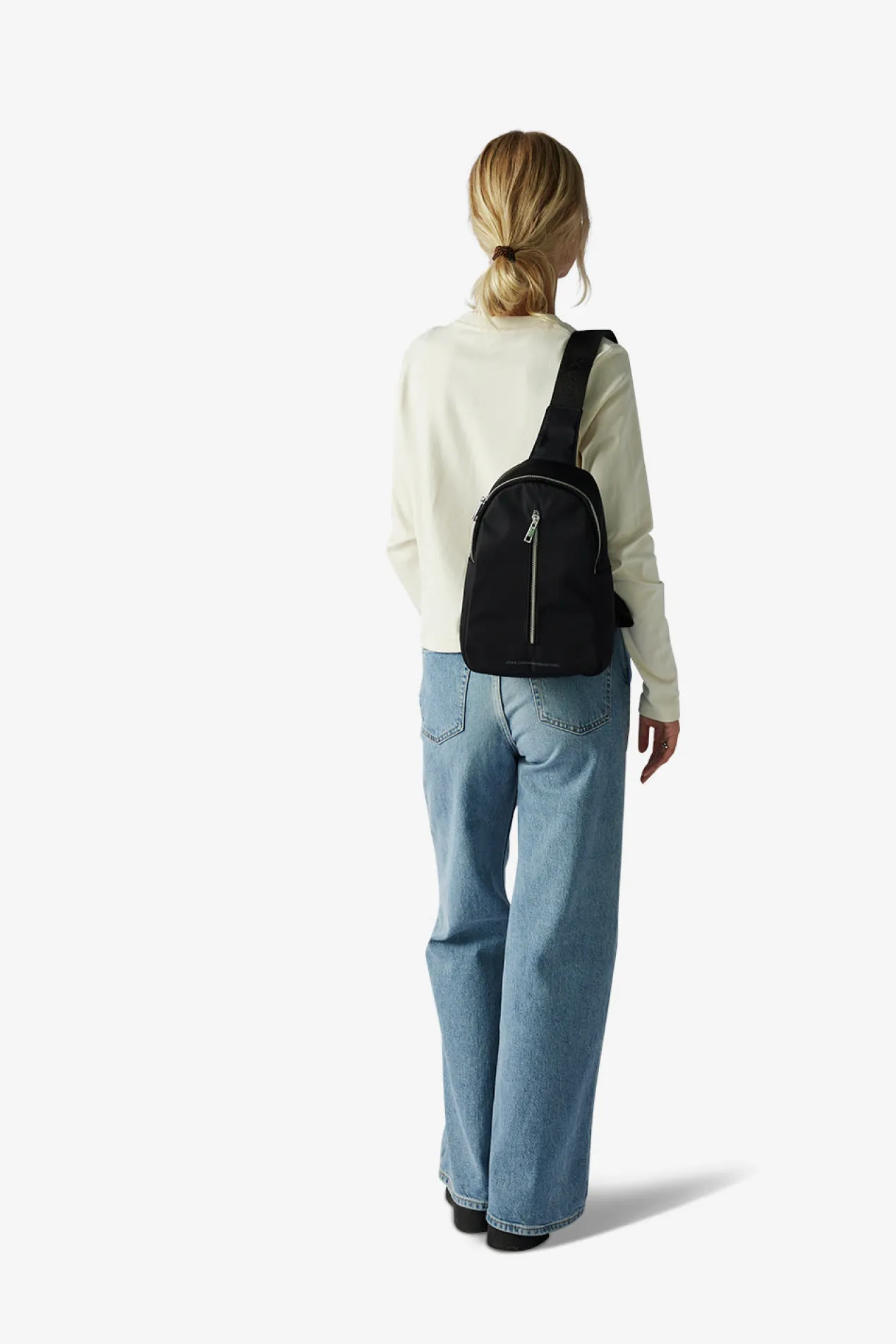 Novara sling bag Tiger Black